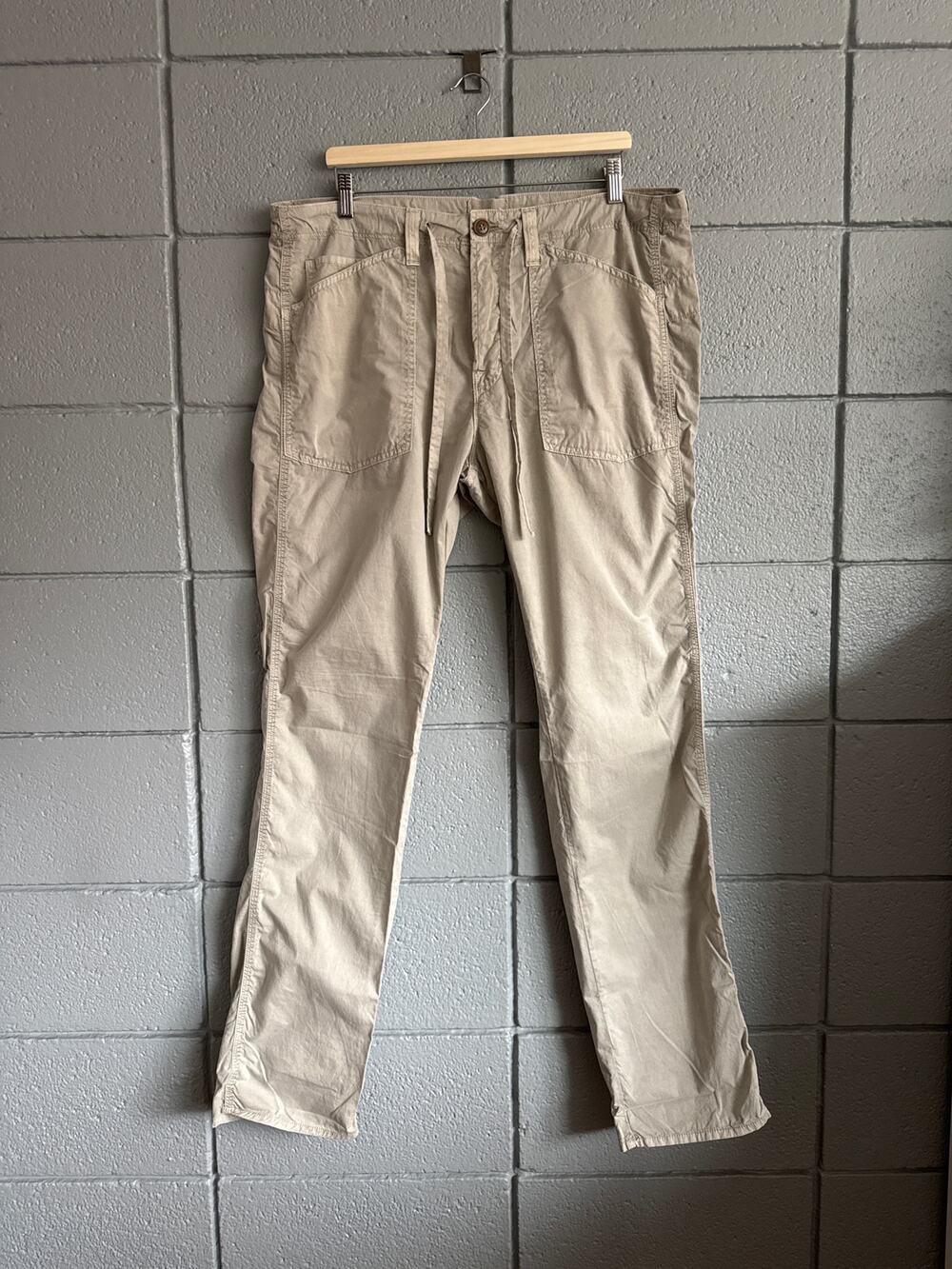 J Brand 100% Cotton Cargo Pants in Vin Sea Sa size L